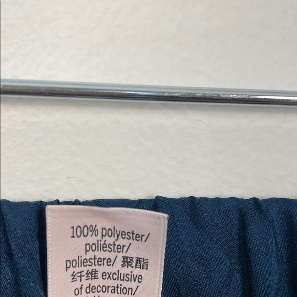 Victoria's Secret Satin 2 PC Short Pajama Set Women L Navy Blue Allover VS Logo - Picture 9 of 10